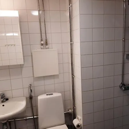 Big And Cozy Apartment, Free Parking 25 Min To Center * Espoo